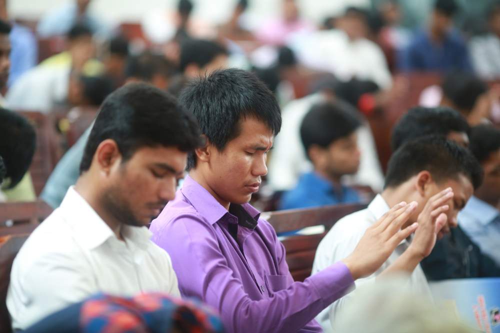Pray & Fast for Christian Influence Upon India's Media and the Progress of the Gospel Among India's Unreached